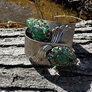 BARON ISRAEL Silver Tone Ribbed VTG Hollow Sculpted Cuff Bracelet Has Flaws